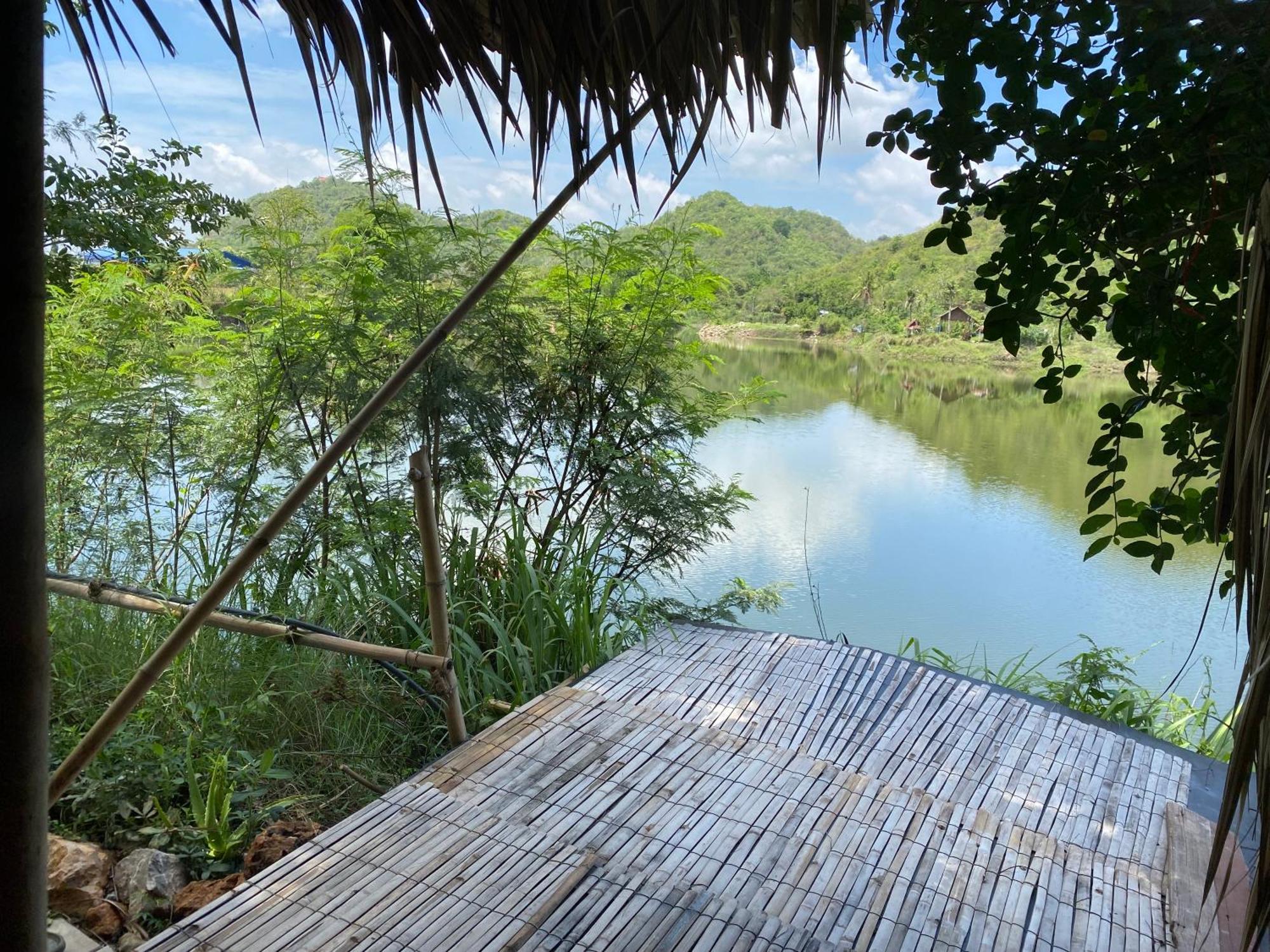 Hotel Royal Mountain Hut Ratchaburi Exteriér fotografie