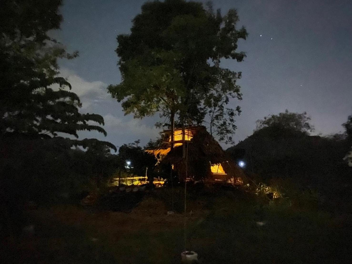 Hotel Royal Mountain Hut Ratchaburi Pokoj fotografie