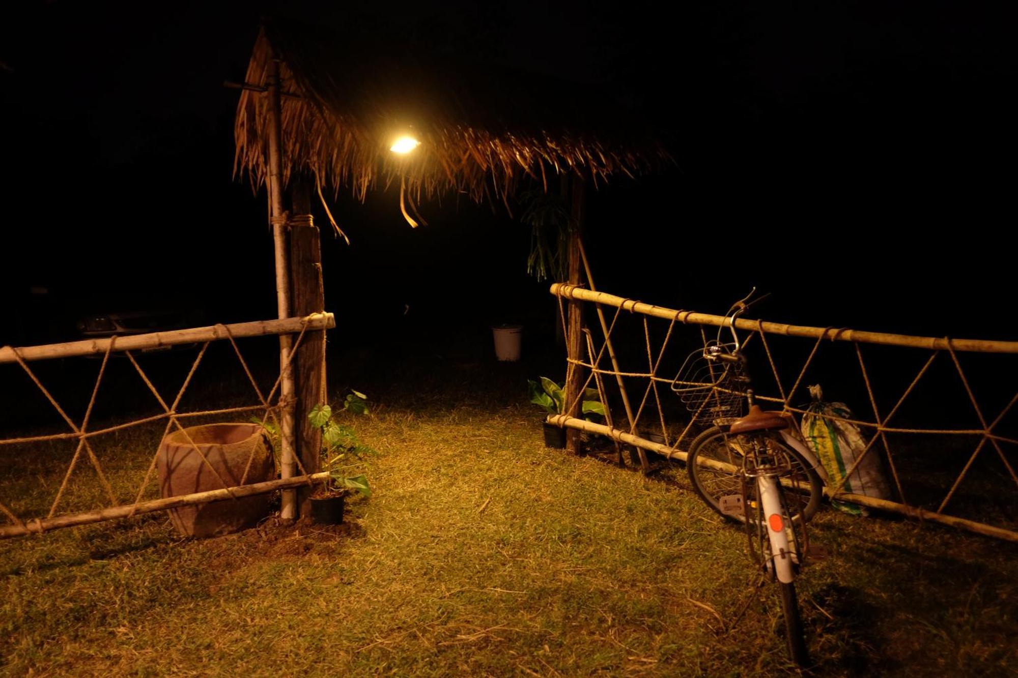 Hotel Royal Mountain Hut Ratchaburi Exteriér fotografie