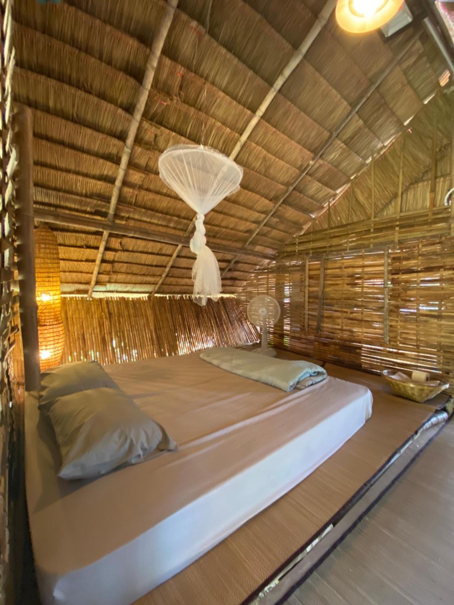 Hotel Royal Mountain Hut Ratchaburi Exteriér fotografie