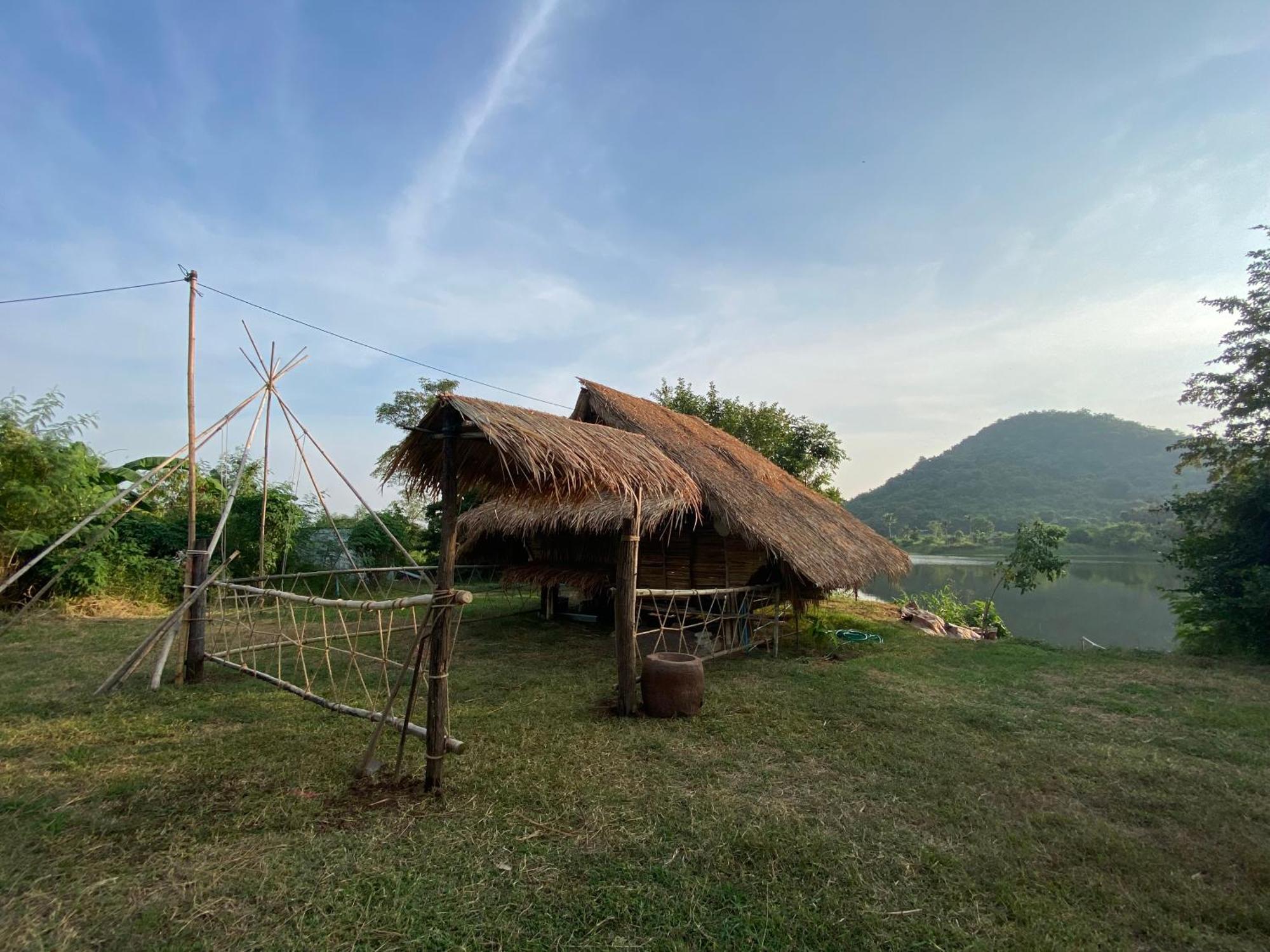 Hotel Royal Mountain Hut Ratchaburi Exteriér fotografie