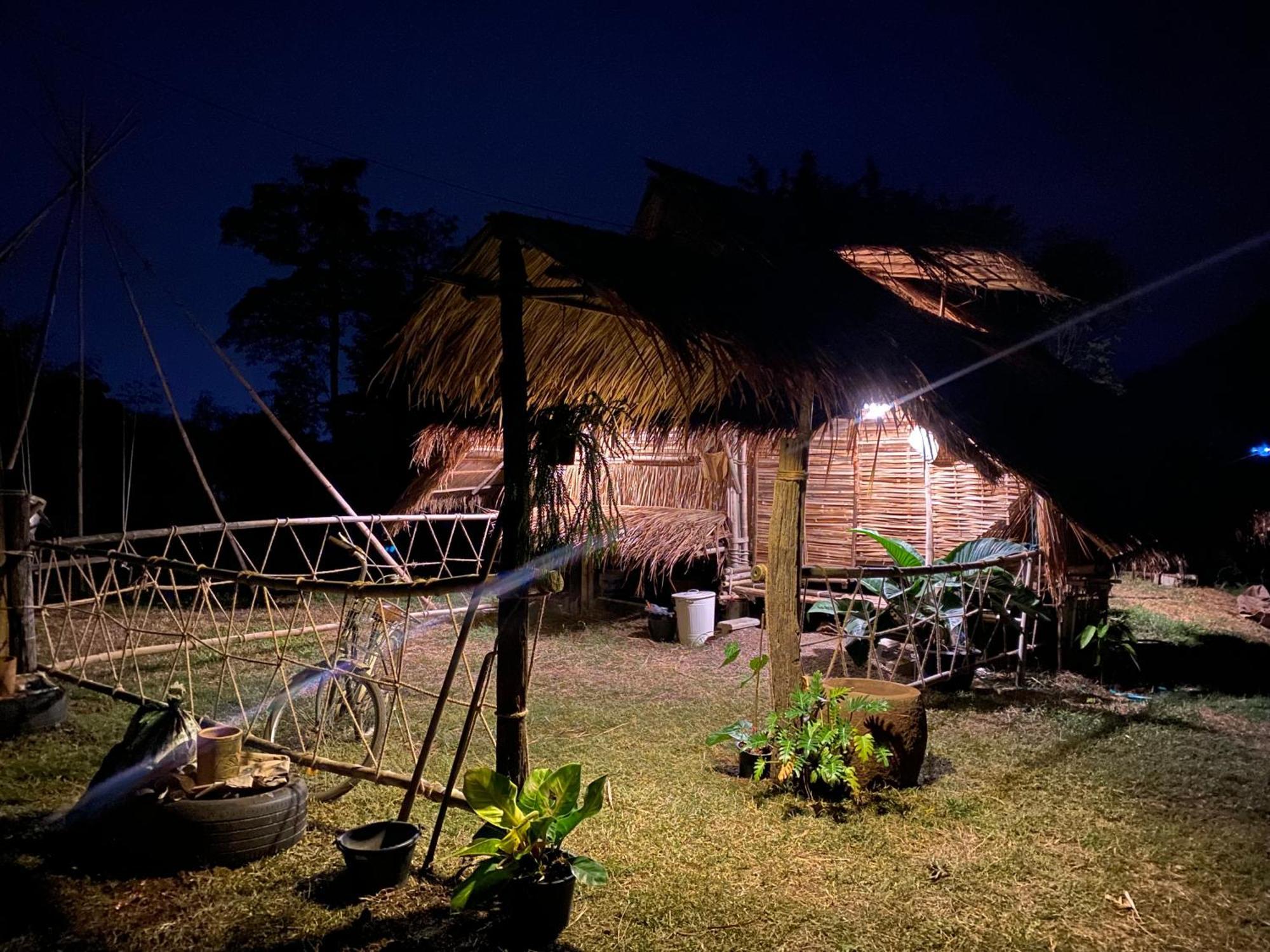 Hotel Royal Mountain Hut Ratchaburi Exteriér fotografie